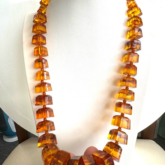 Vintage Graduated Chunky Honey Cubes Amber handmade necklace 25”inches long - Picture 3 of 7